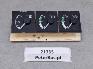 Zestaw zegarów, 3 zegary MAN 81.27202.6096, VDO 110.801/010/005, MAN A01, wskaźnik poziomu paliwa, 2 x wskaźnik ciśnienia, nr 88 233 089 0016, 