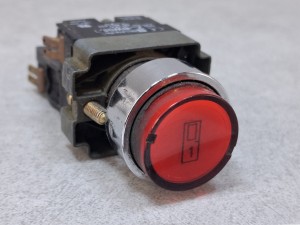 Przycisk otwierania, zamykania drzwi autobusu, z symbolem 1, ZB2-BE1013, Telemecanique, Z.BW06.3 