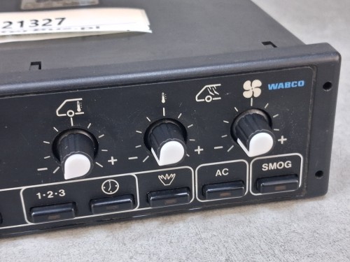 21327, Panel sterowania klimatyzacją i ogrzewaniem WABCO nr 446 095 004 0, BOVA Futura EURO 3,  2003 rok, GWARANCJA 100% sprawności, WABCO 4460950040  (3).jpg