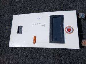 Klapa boczna sypialni, kabiny sypialnej SCANIA IRIZAR, szerokość 62 x 117 cm wysokości, z szybą Glasstech, na dwóch zawiasach