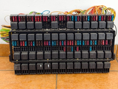 00088, Tablica bezpieczników i przekaźników BOVA Futura FHD, FLD, EURO 3 (2).jpeg