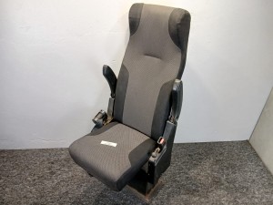 Fotel pilota, drugiego kierowcy autobusu BOVA Futura Euro 3, FHD, FLD, mocowany do podłogi, siedzisko składane do pionu, dwa podłokietniki