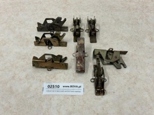 Zatrzask klapy kufra bagażowego autobusu