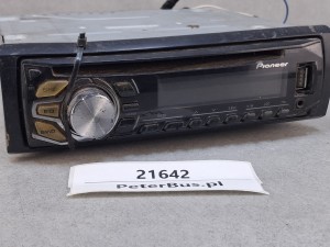 Pioneer DEH-1600UBG - uszkodzony - radio na części lub do naprawy