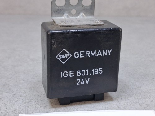 21805, Przekaźnik, przerywacz wycieraczek BOVA Futura SWF IGE 601 (3).jpg