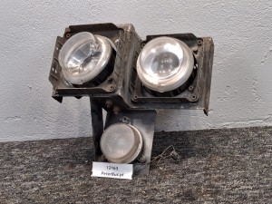 Lampy przednie AUTOSAN RAMZES A1112T lewy przód, zestaw 3 lamp wraz ze stelażem mocującym, nr  HELLA 549 550 697 696 
